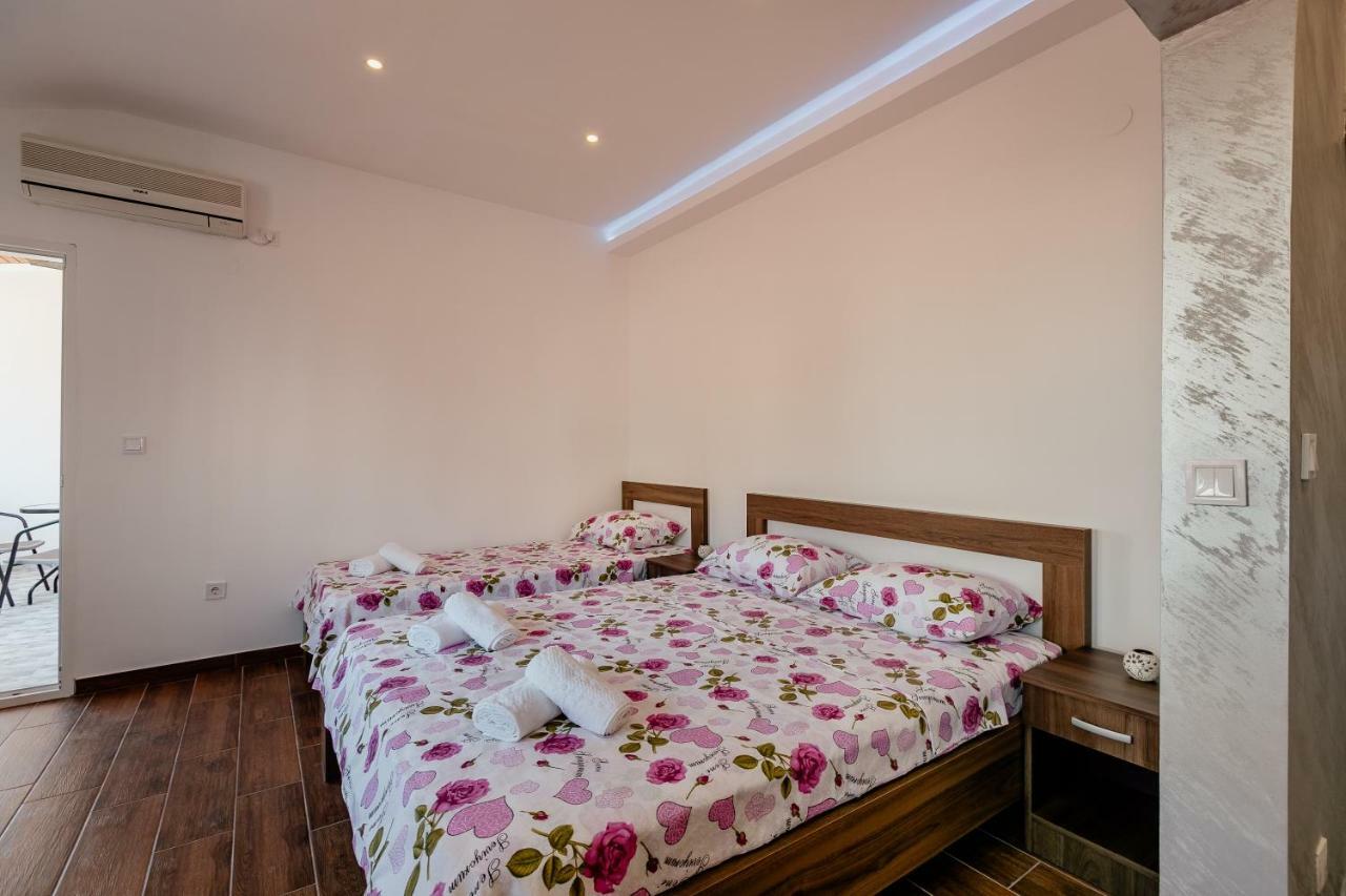 Apartman Mia Herceg Novi Dış mekan fotoğraf