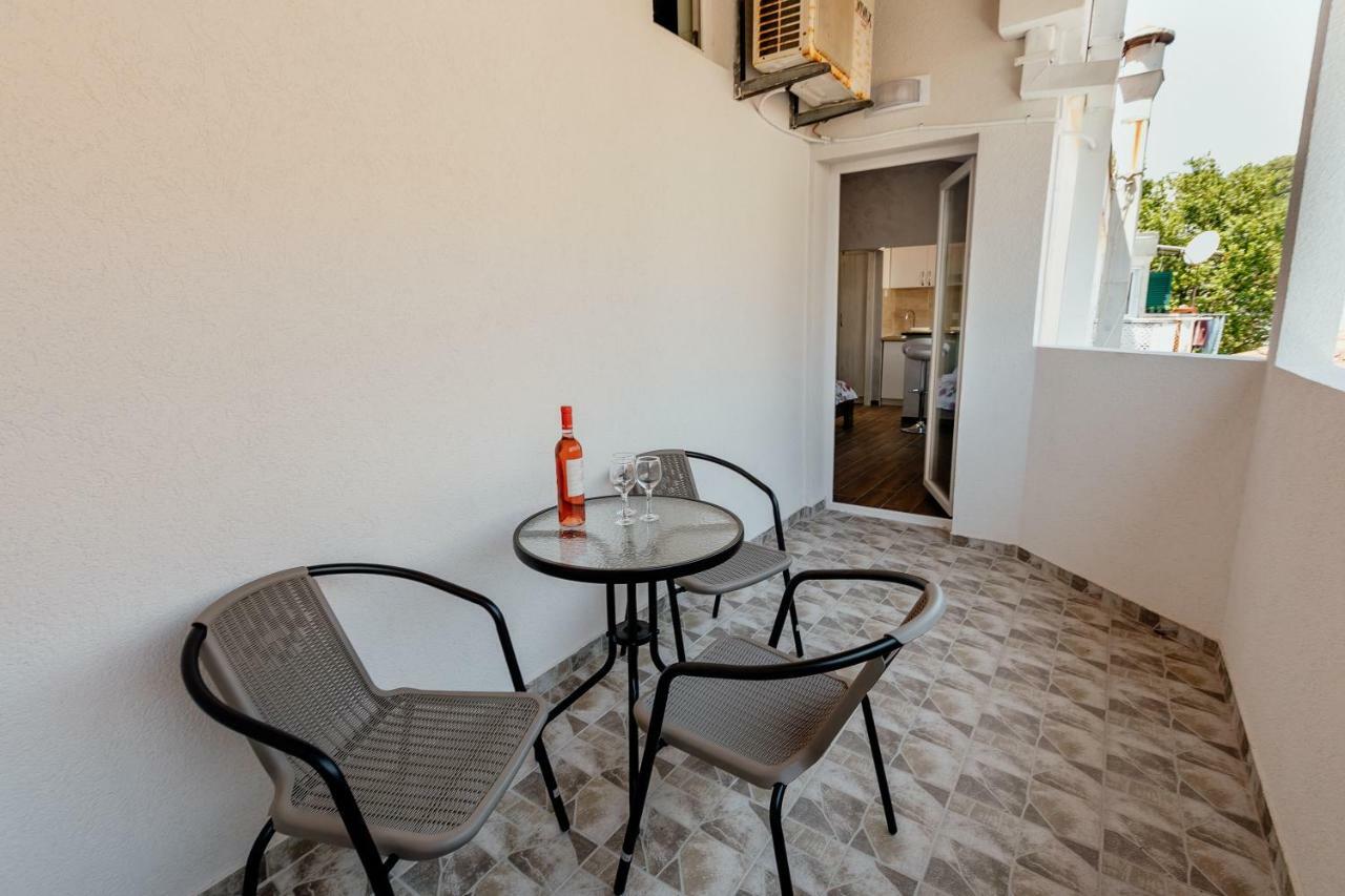 Apartman Mia Herceg Novi Dış mekan fotoğraf